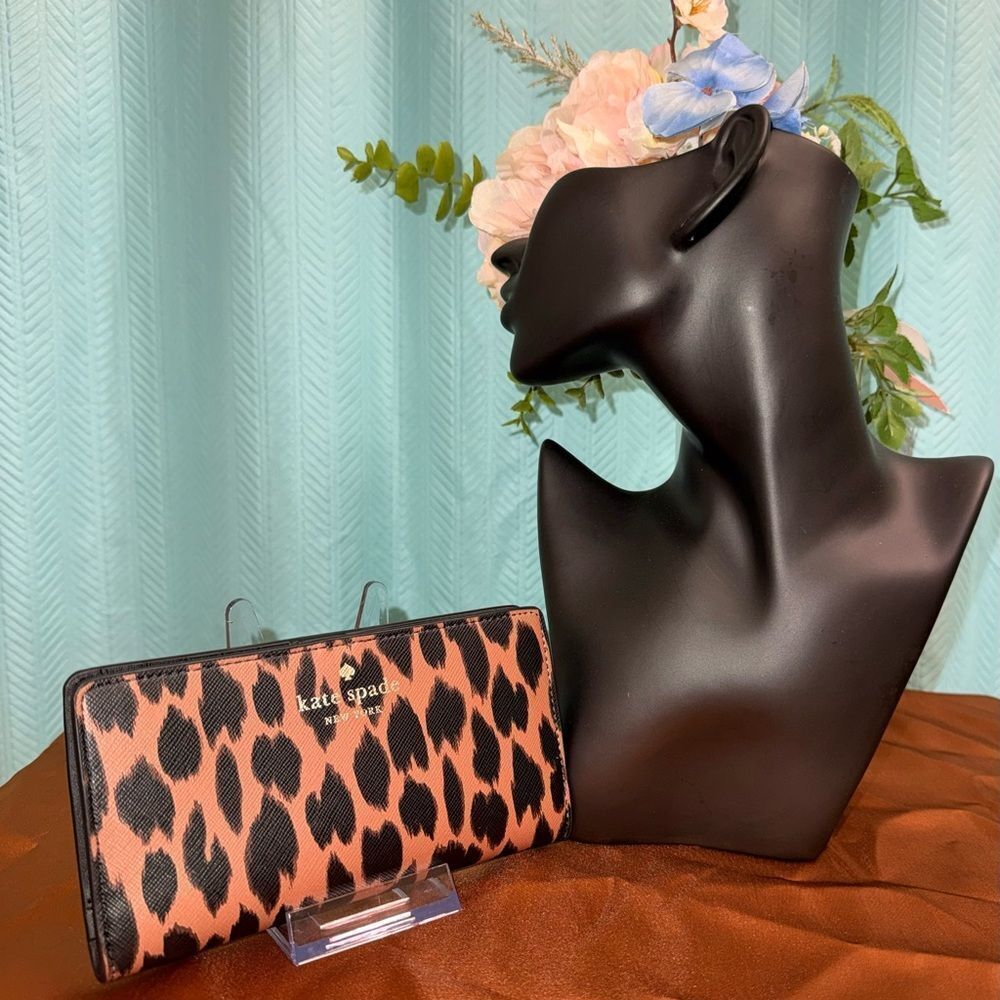 kate spade Leopard Print Zip Around Wallet in Black and Peach